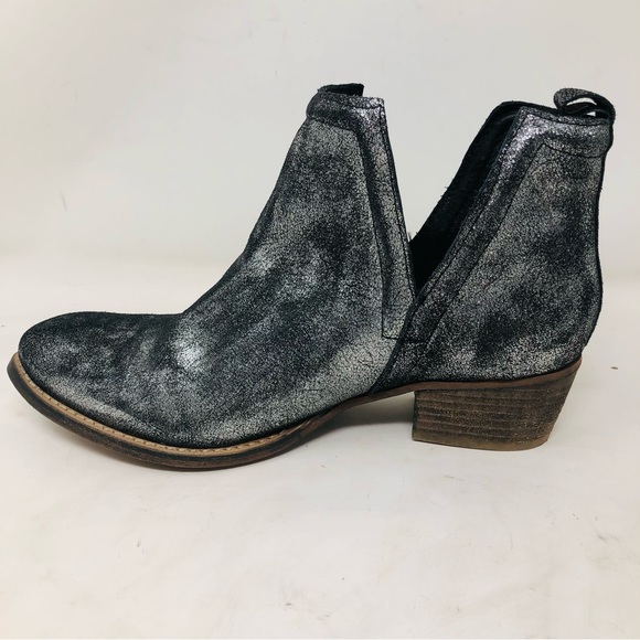 Diba True Stop By Metallic Black Ankle Boots - Picture 4 of 11